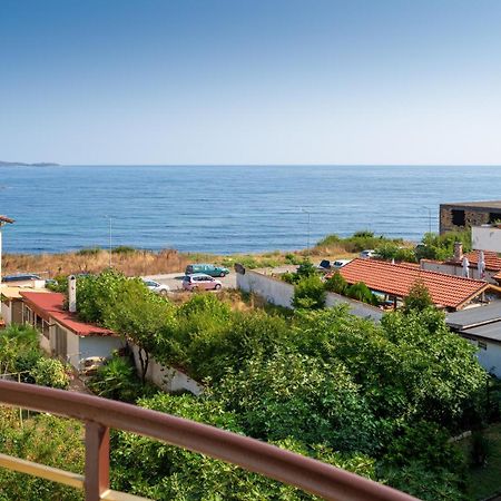 Hotel Milan Primorsko Luaran gambar