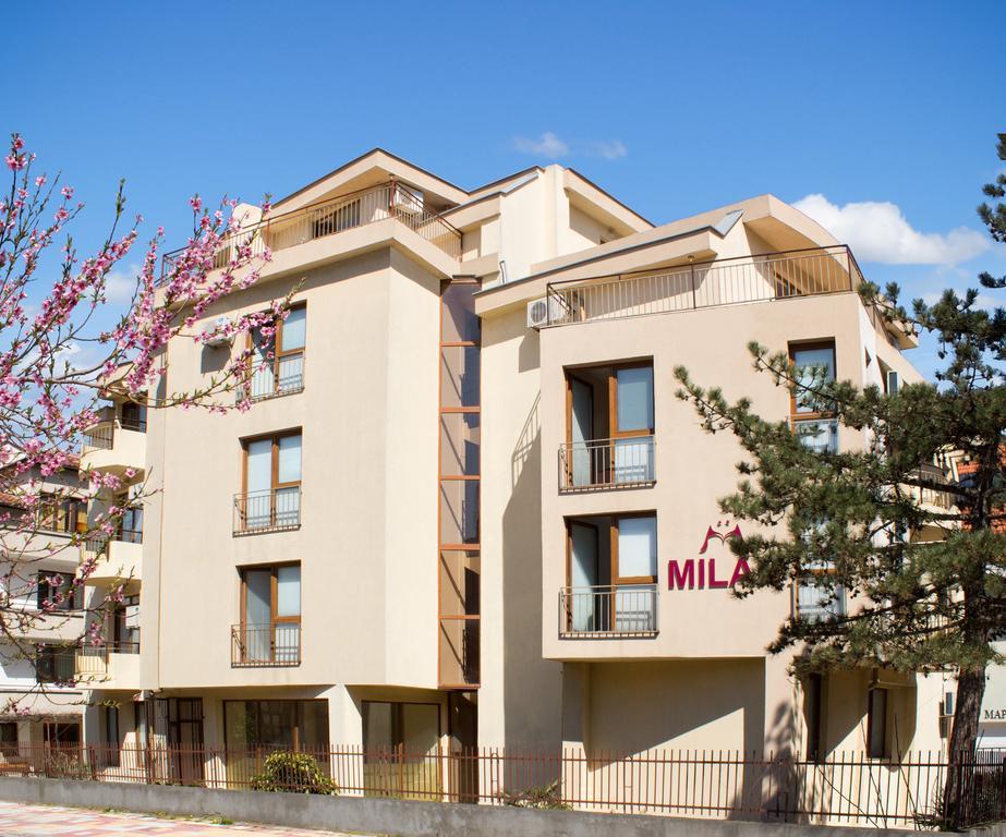 Hotel Milan Primorsko Luaran gambar
