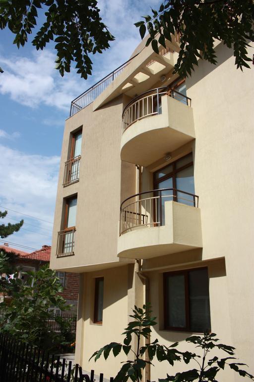 Hotel Milan Primorsko Luaran gambar